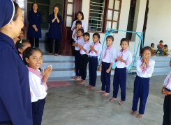 Students welcome BVMs Teri Hadro and Kate Hendel.